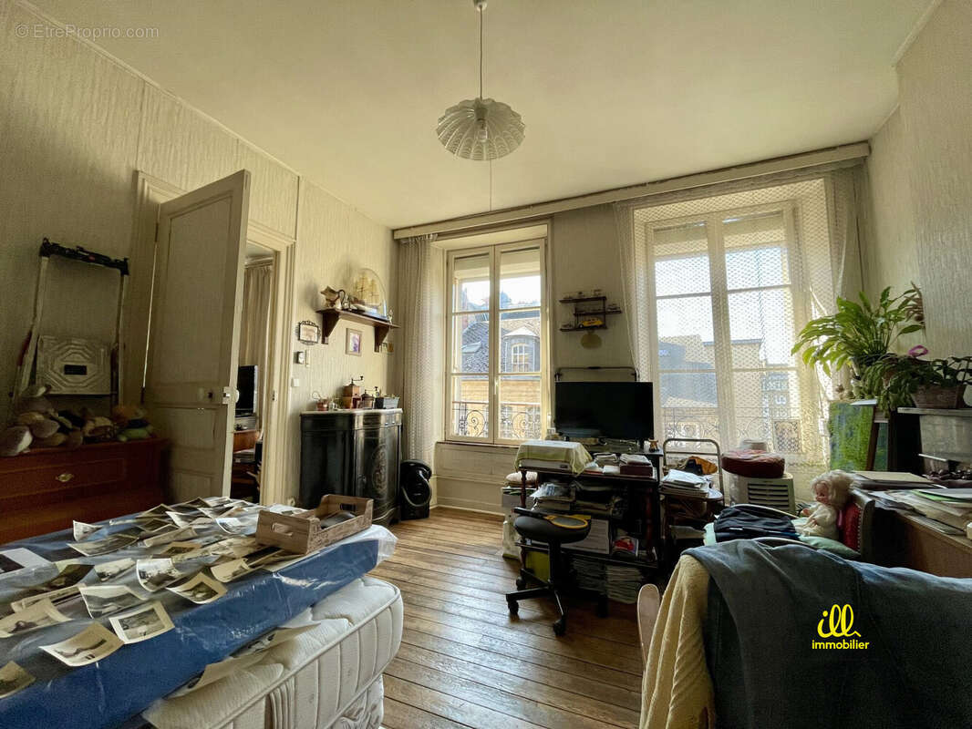 Appartement à CHARLEVILLE-MEZIERES