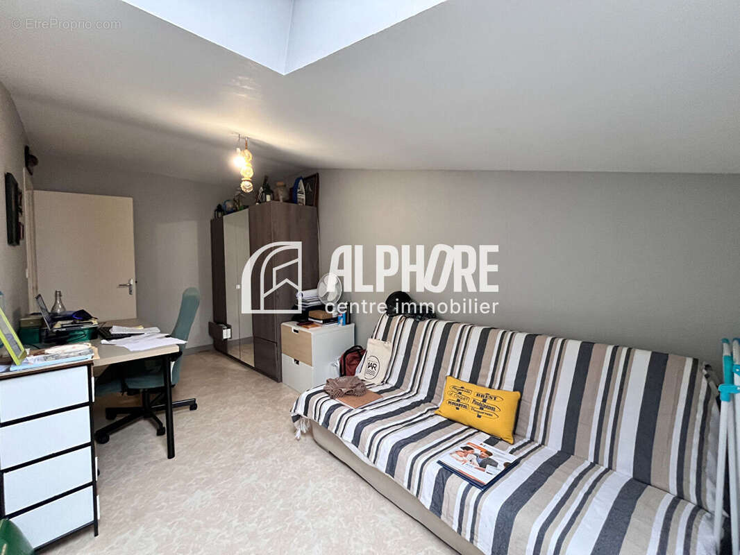 Appartement à INDRE