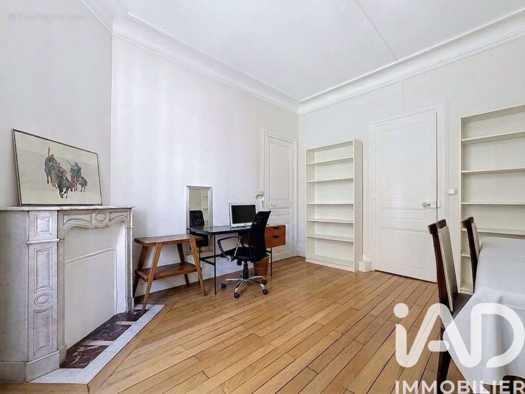 Photo 8 - Appartement à PARIS-15E