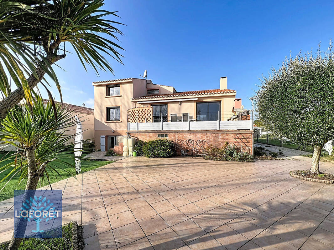 Maison à SAINT-HILAIRE-DE-RIEZ