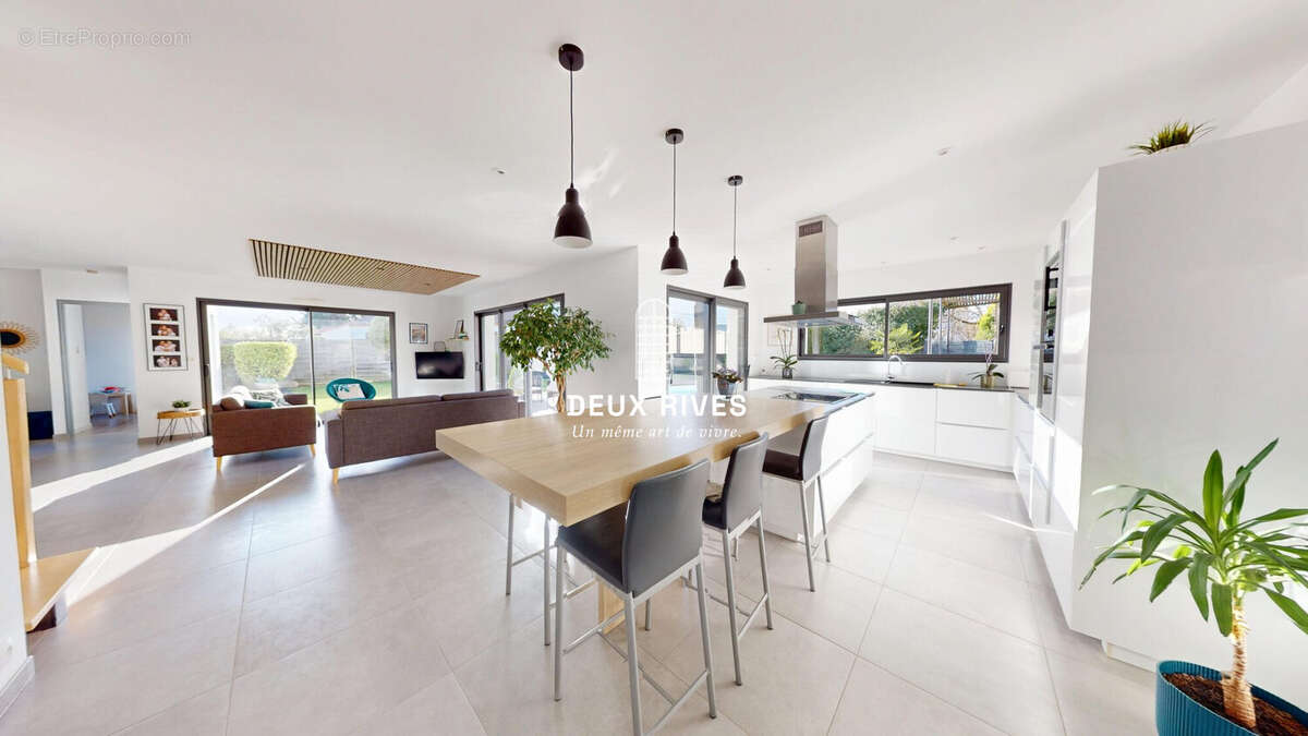 Maison à PONT-SAINT-MARTIN