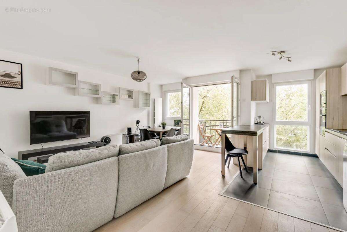 Appartement à ISSY-LES-MOULINEAUX
