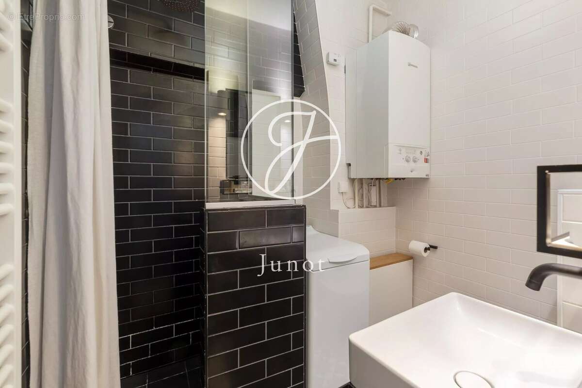 Appartement à PARIS-6E