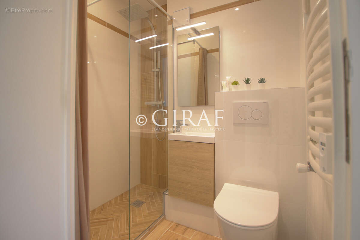 Appartement à LE CANNET