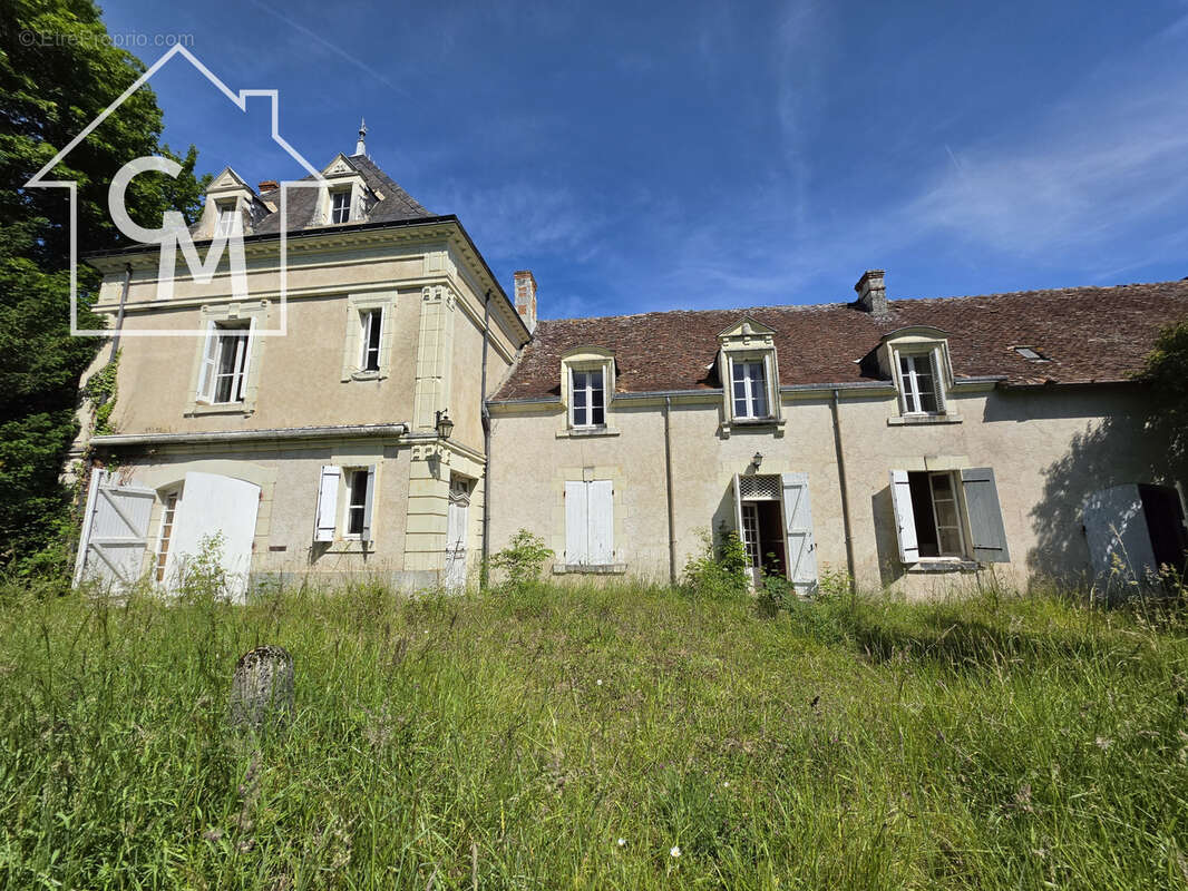 Maison à LESIGNY