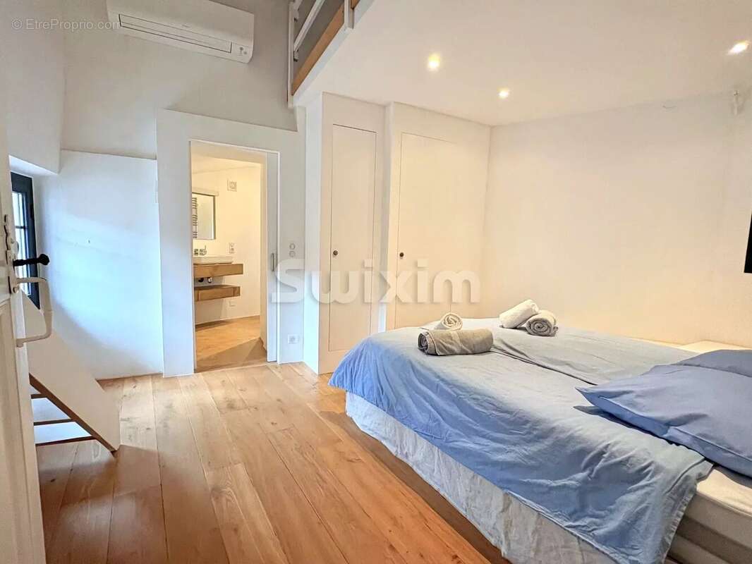 Maison à PLAN-DE-LA-TOUR