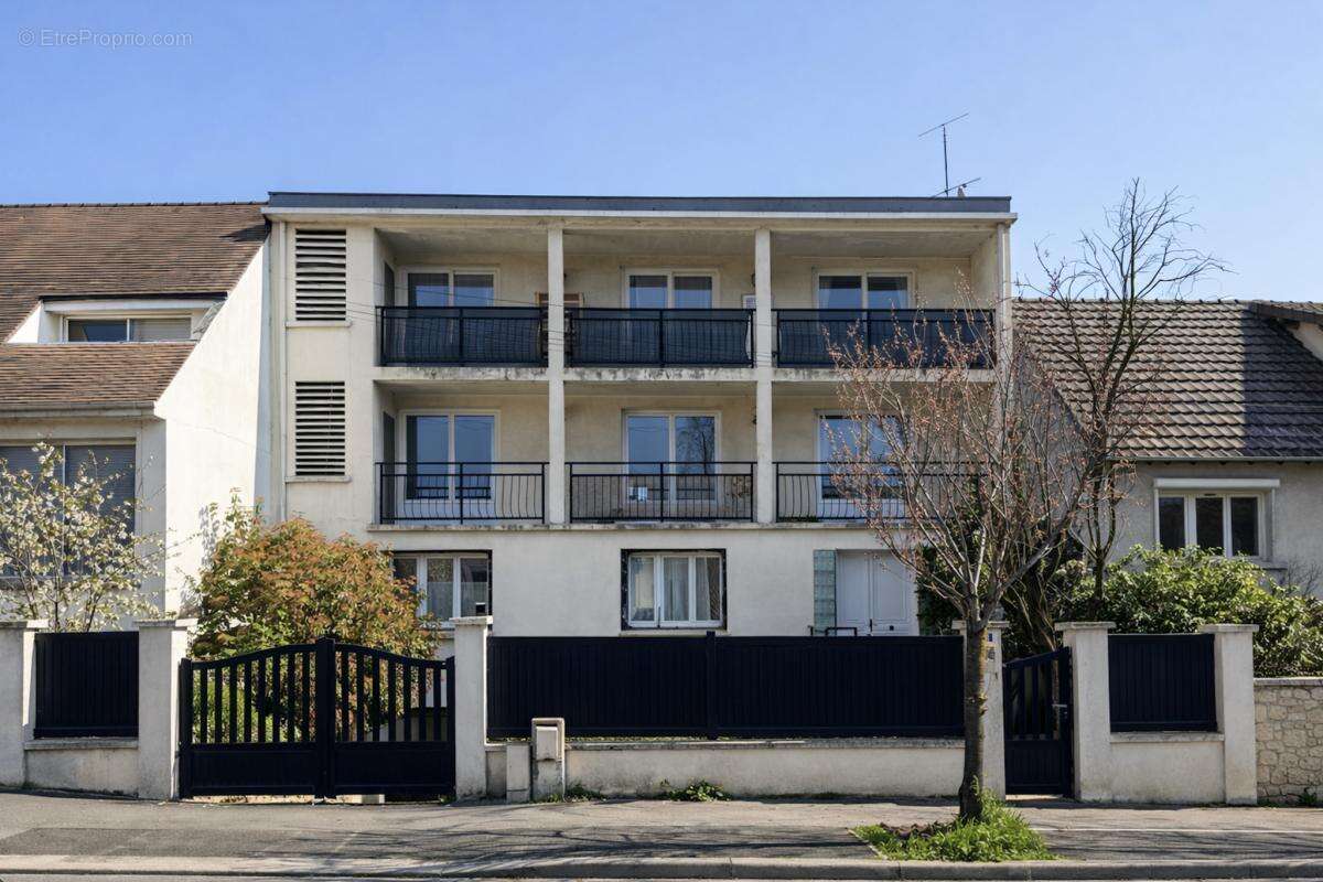 Appartement à BAGNEUX