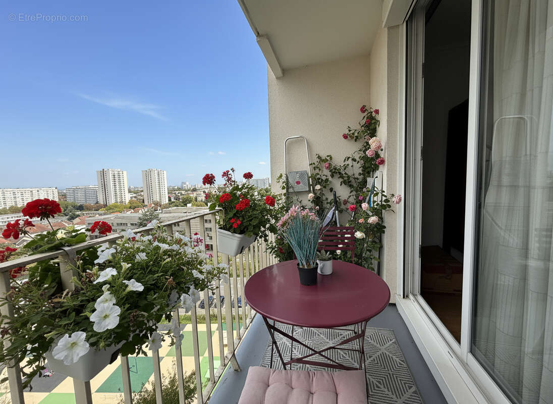 Appartement à EPINAY-SUR-SEINE