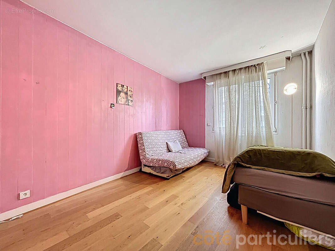 Appartement à SAINT-MAUR-DES-FOSSES