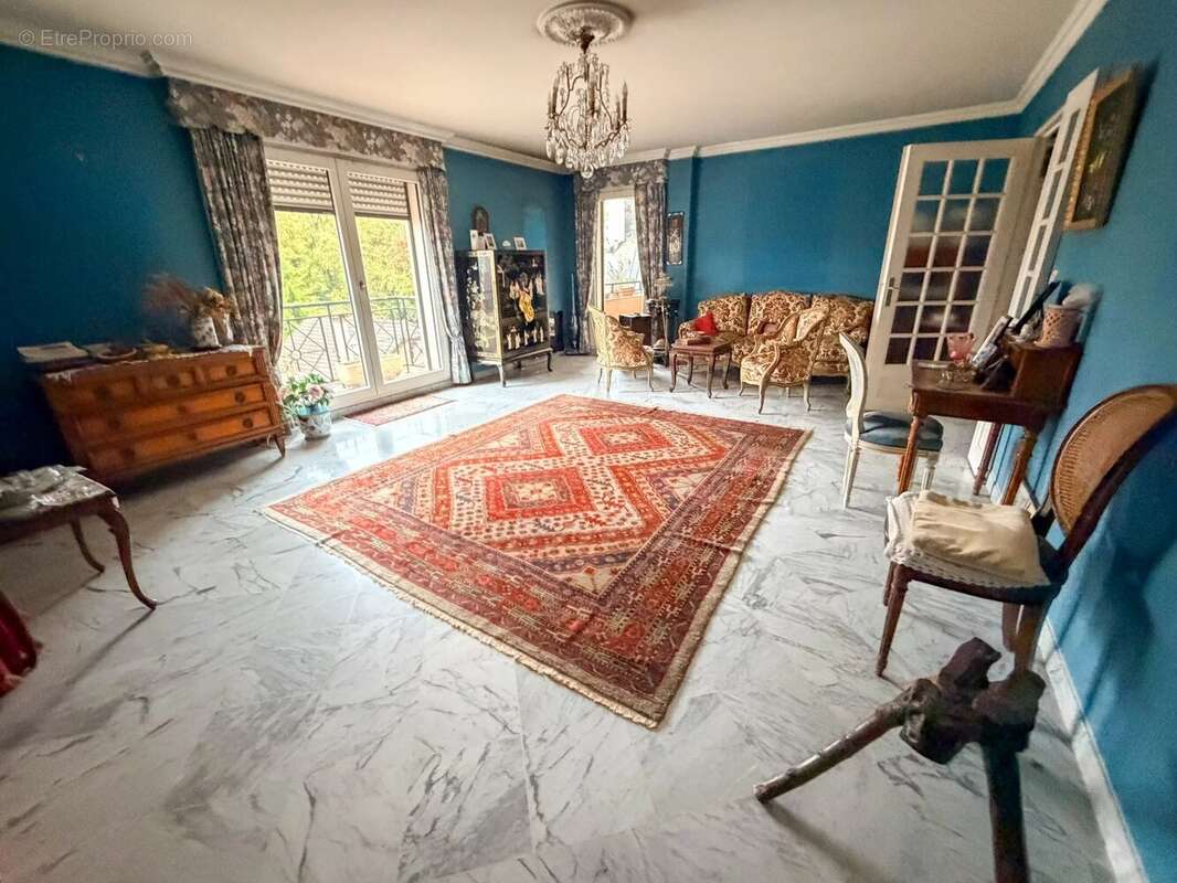 Appartement à LE RAINCY