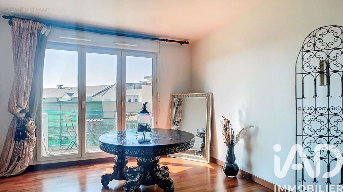 Photo 2 - Appartement à ARGENTEUIL