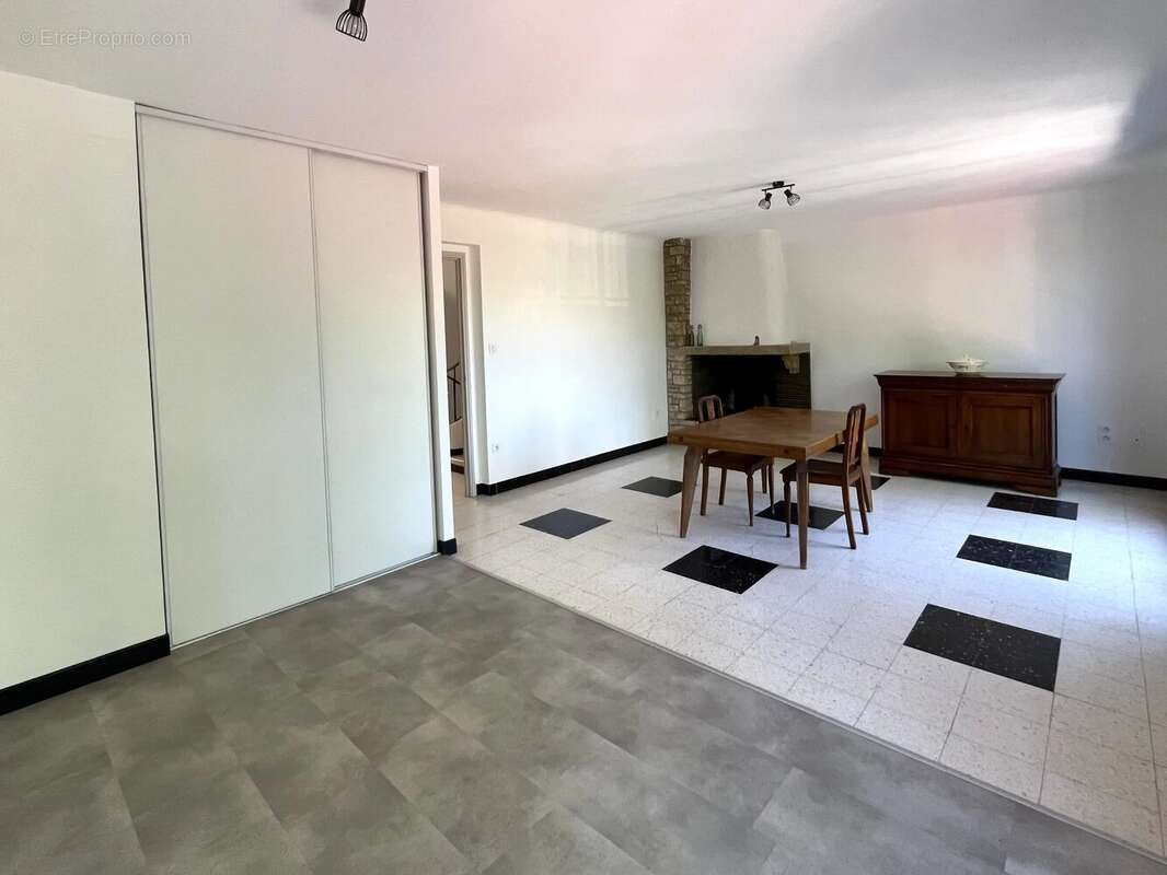Maison à SIRAN