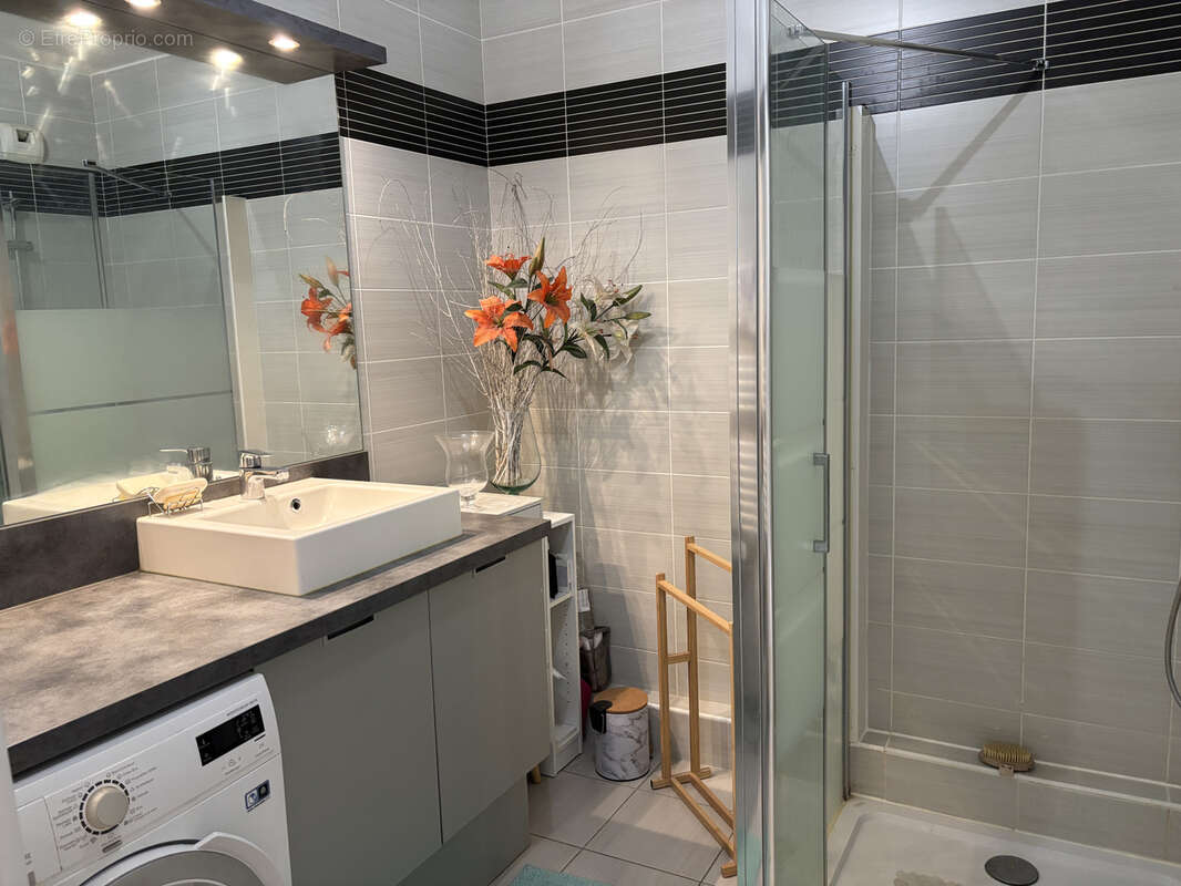 Appartement à MARSEILLE-8E