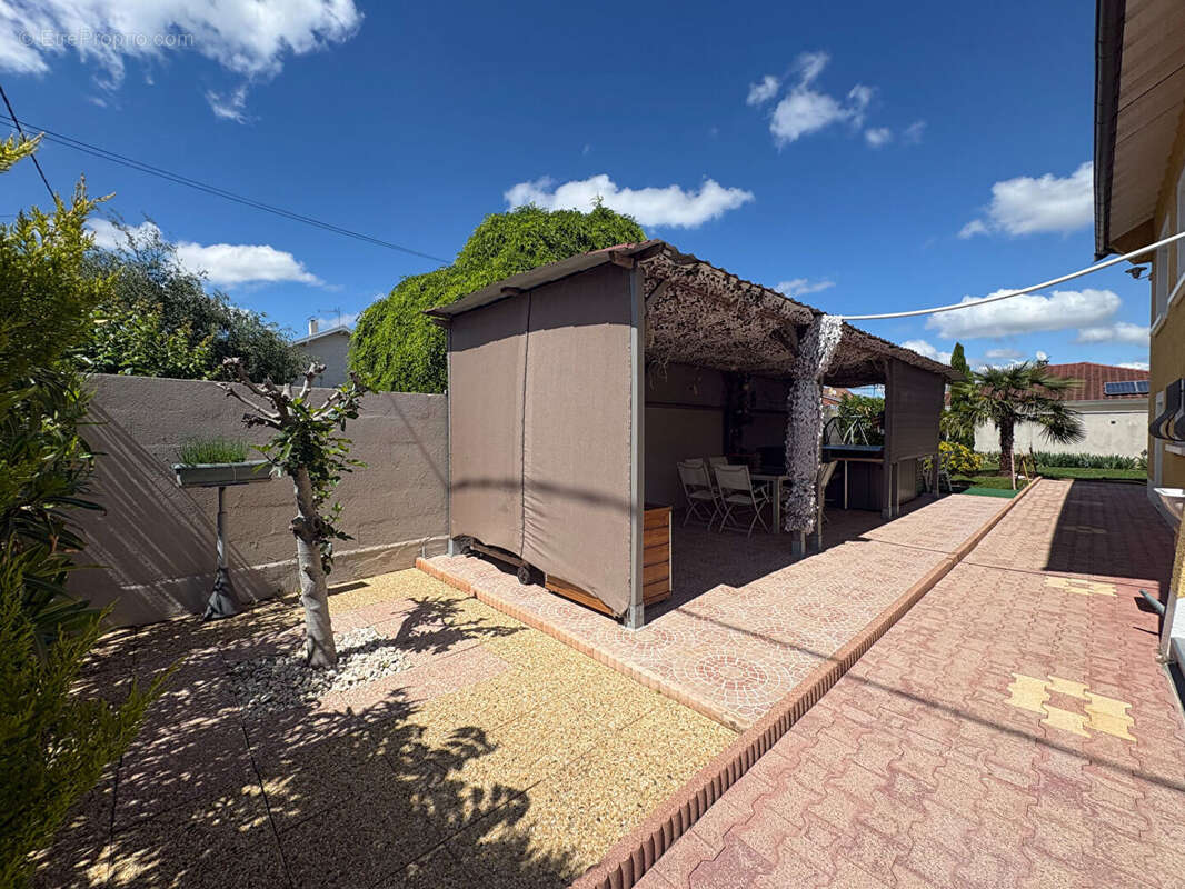 Maison à CHAVANOZ