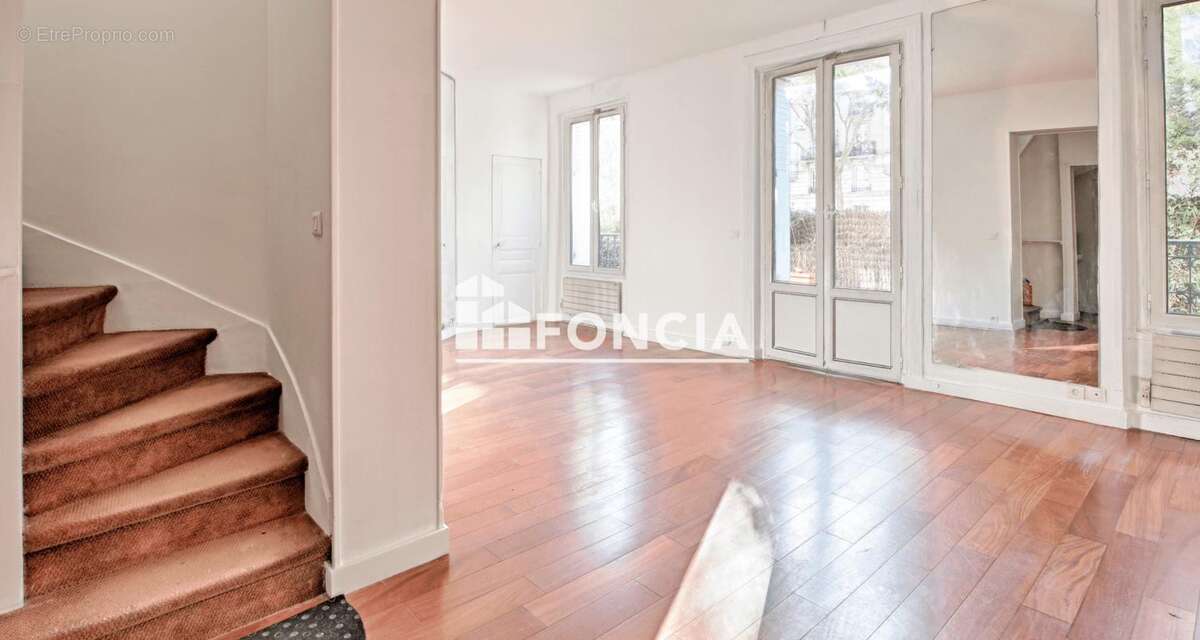 Appartement à PARIS-12E
