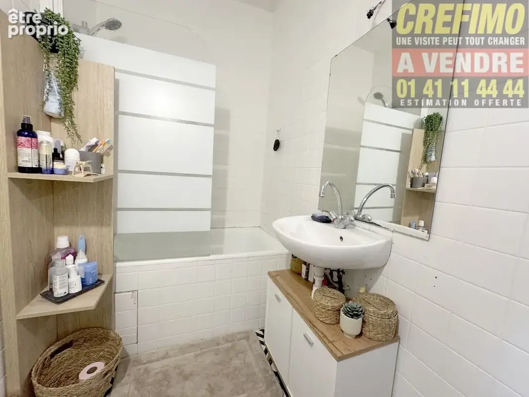 Appartement 2 pièces à vendre à Courbevoie  Un potentiel de 3 pièces sur deux niveaux ! - photo 9
