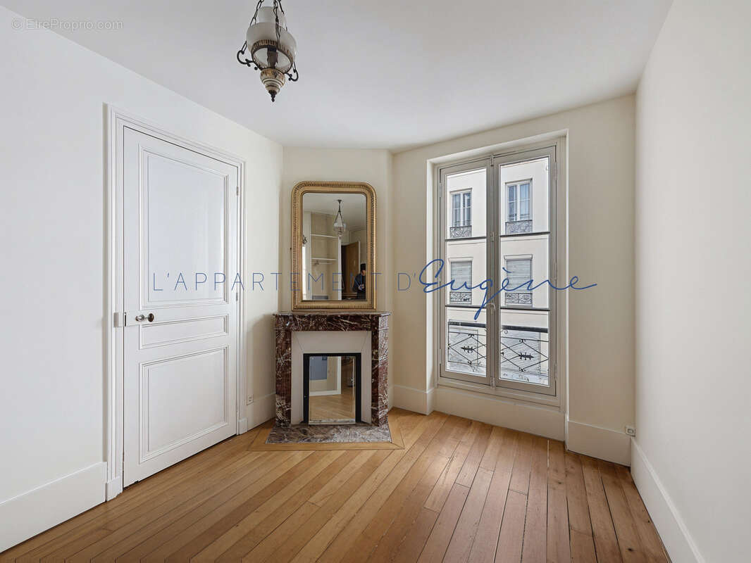 Appartement à PARIS-15E