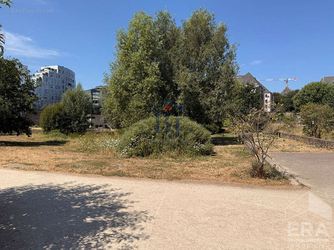 Proche du Mail et du Centre-ville - superbe Duplex 5 pièces 99 m2 à Rennes avec cave et garage - photo 3