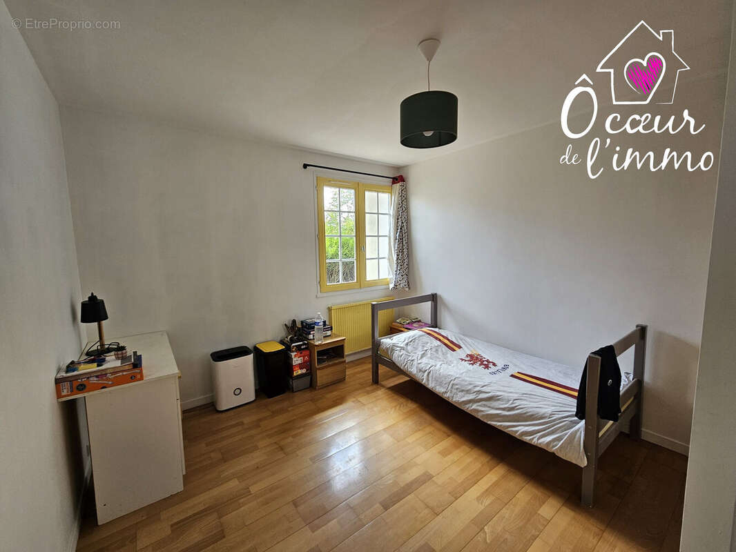 Maison 105 m² à Vezins  - photo 7