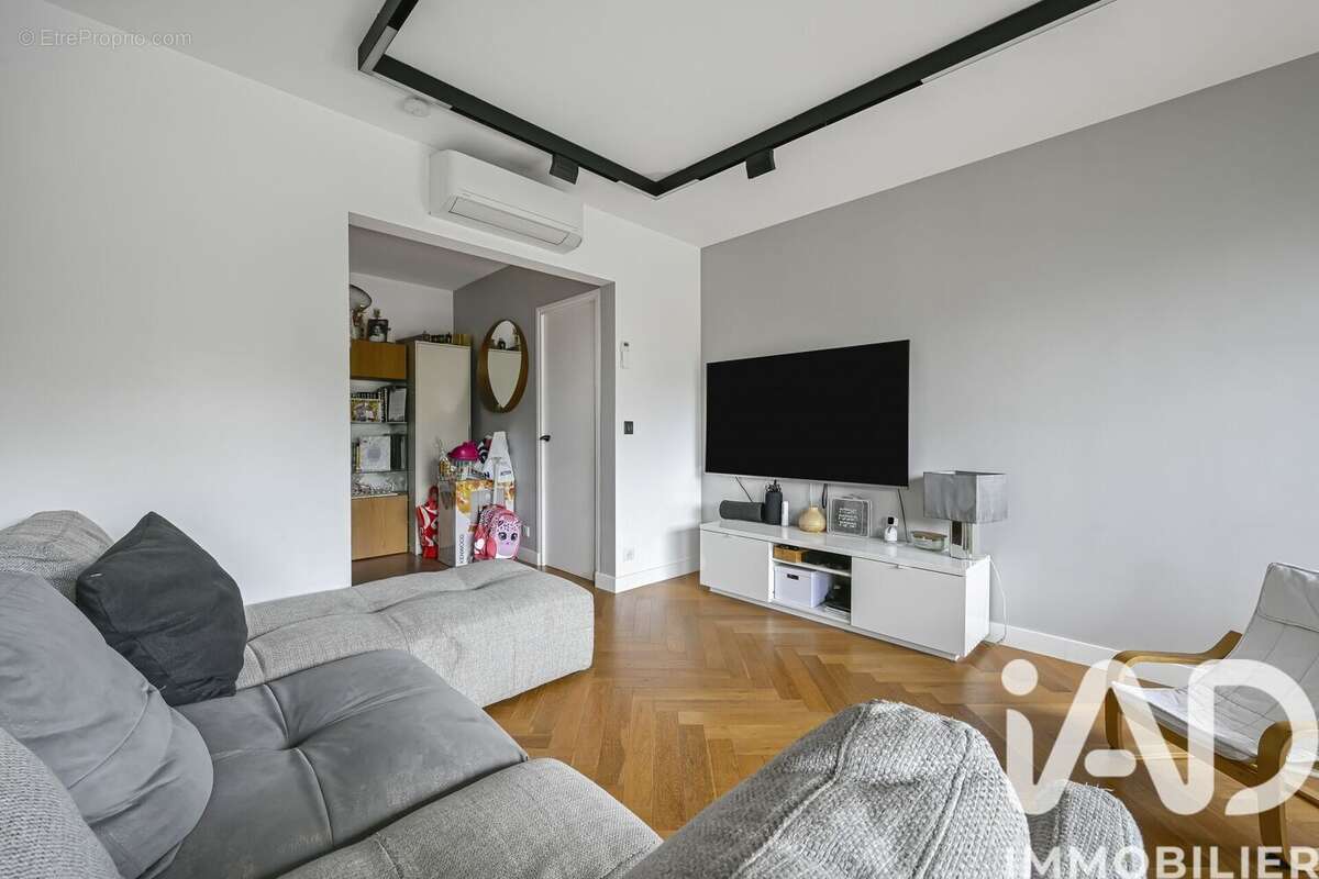 Photo 4 - Appartement à PARIS-19E