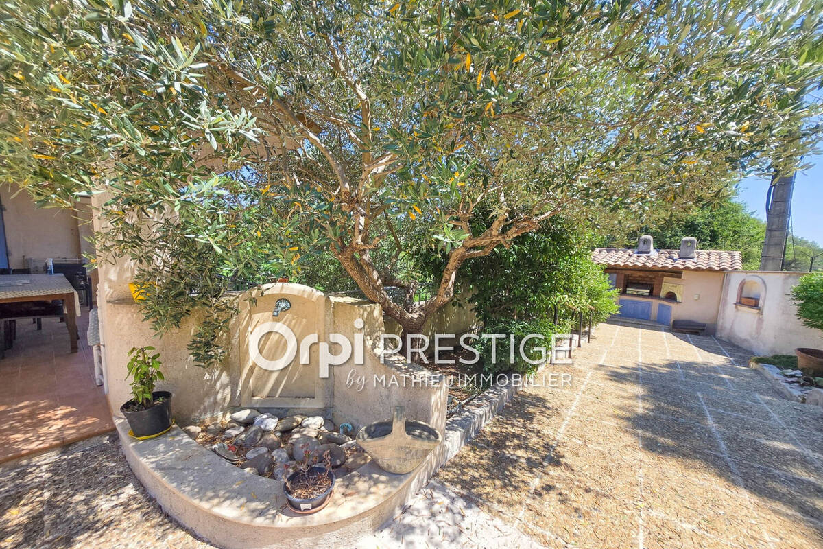Maison 149 m² à Biot  - photo 3