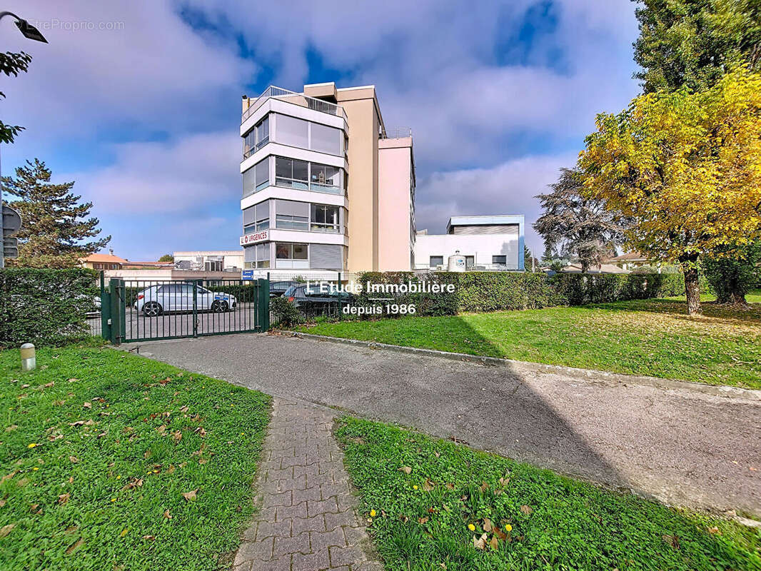 Appartement à RILLIEUX-LA-PAPE