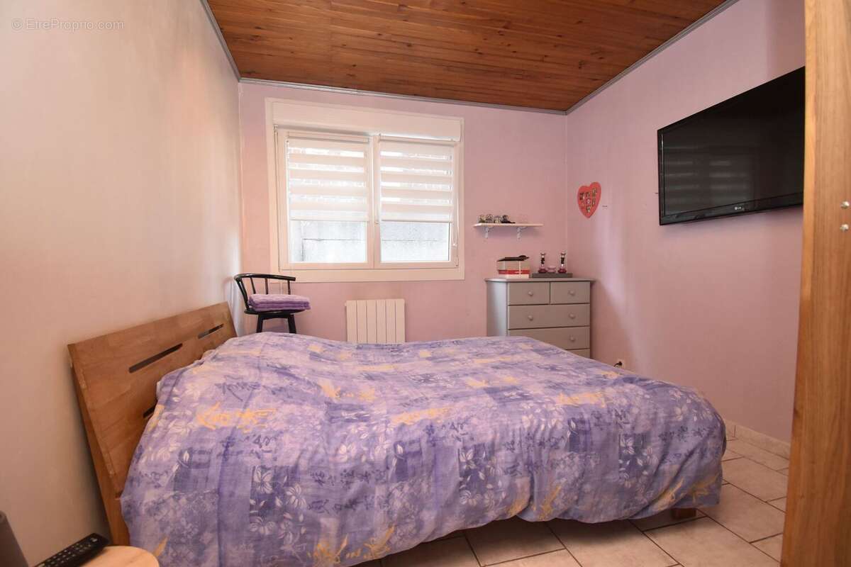 Maison à AVESNES-LES-AUBERT