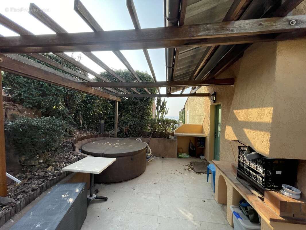 Appartement à THEOULE-SUR-MER