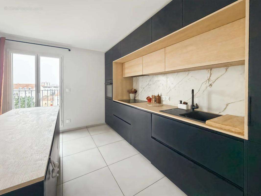 Appartement à VILLEURBANNE