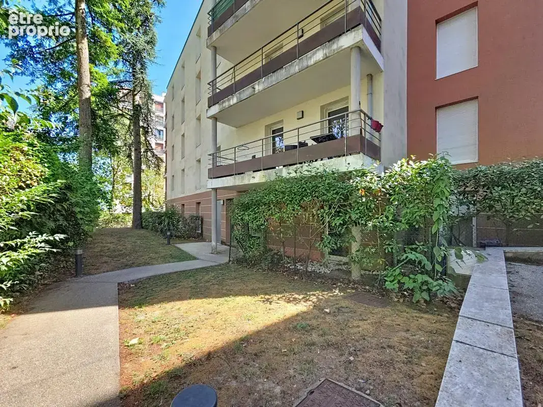 Appartement - 2 chambres - Balcon - Garage PMR en sus - Place de  parking - Proche commodités - photo 19