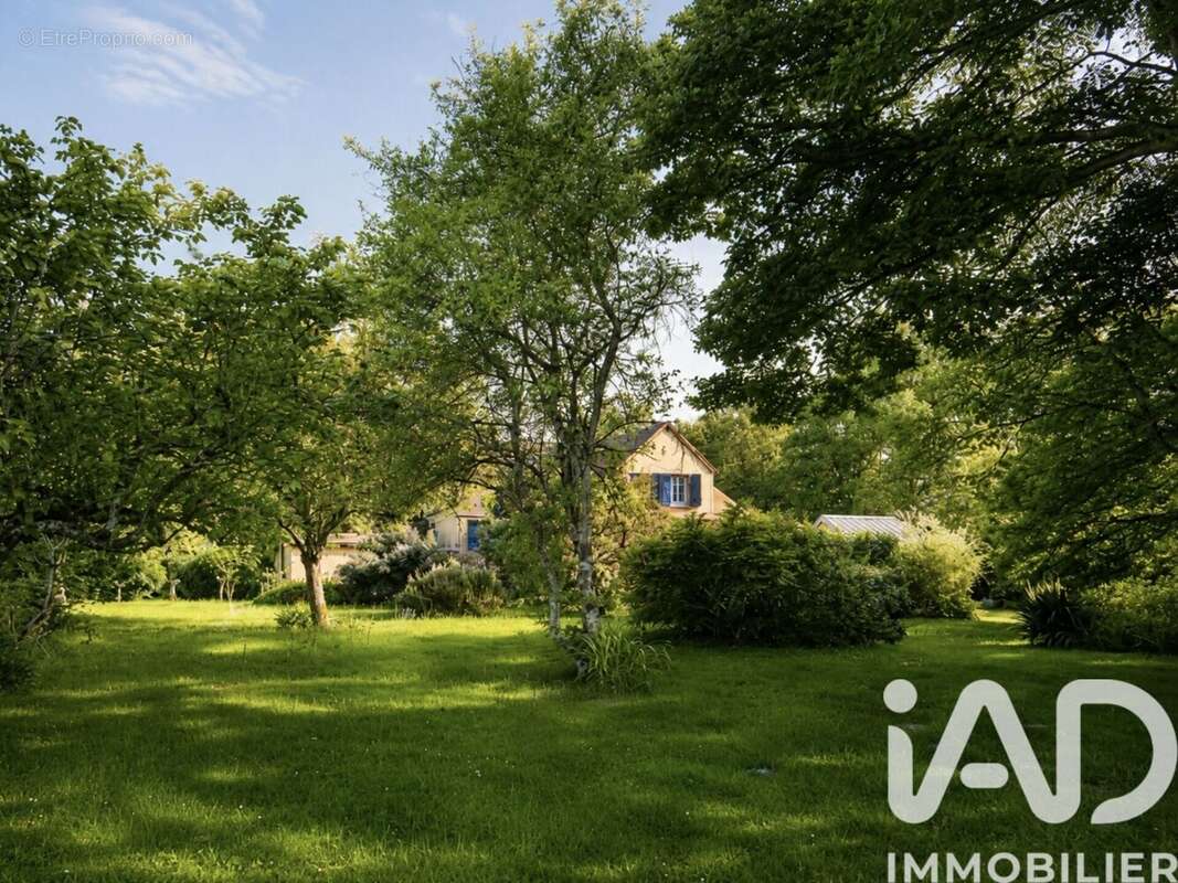 Maison 175 m² à Berulle  - photo 9
