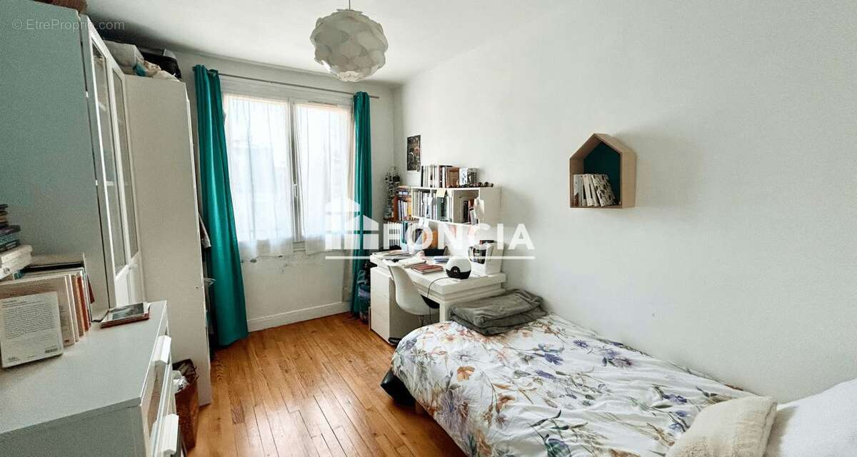 Appartement à MAISONS-LAFFITTE