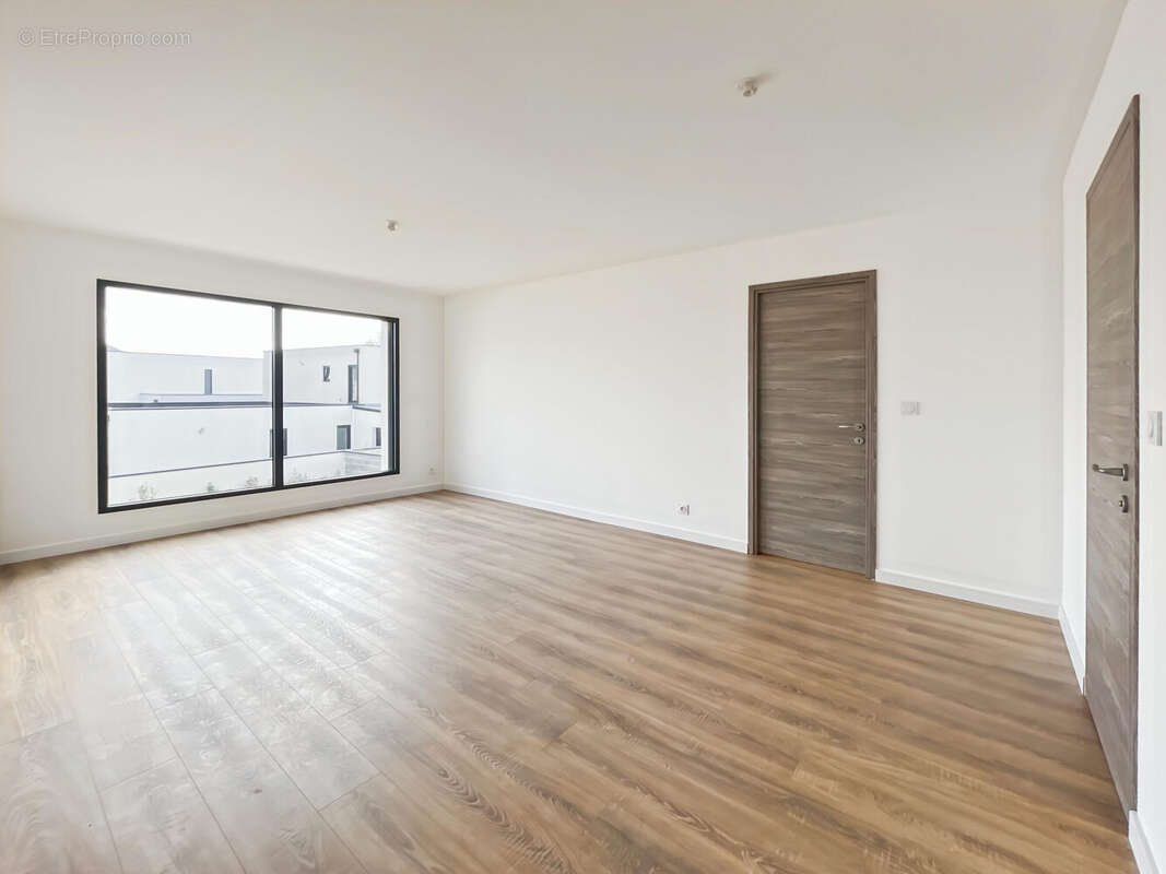 Maison à BIEVILLE-BEUVILLE