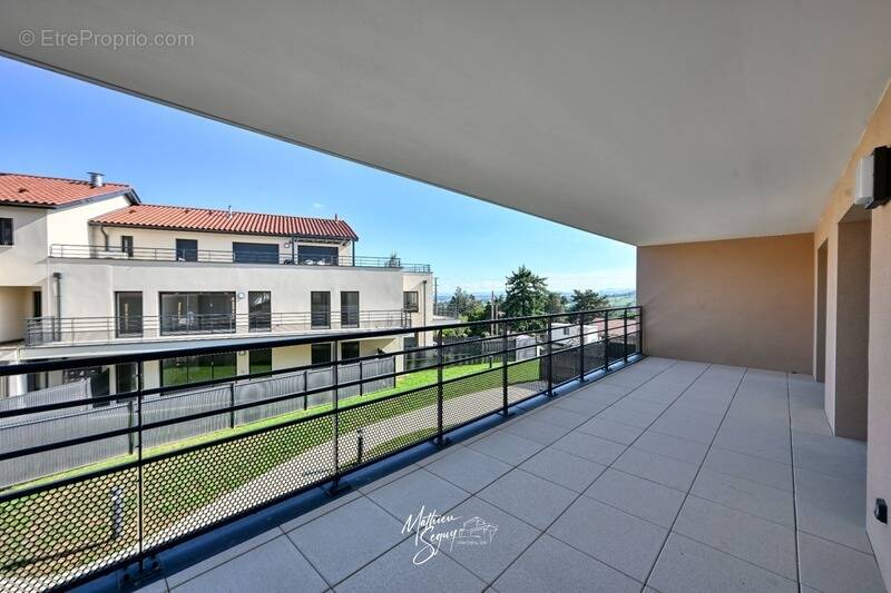 Appartement à VAUGNERAY