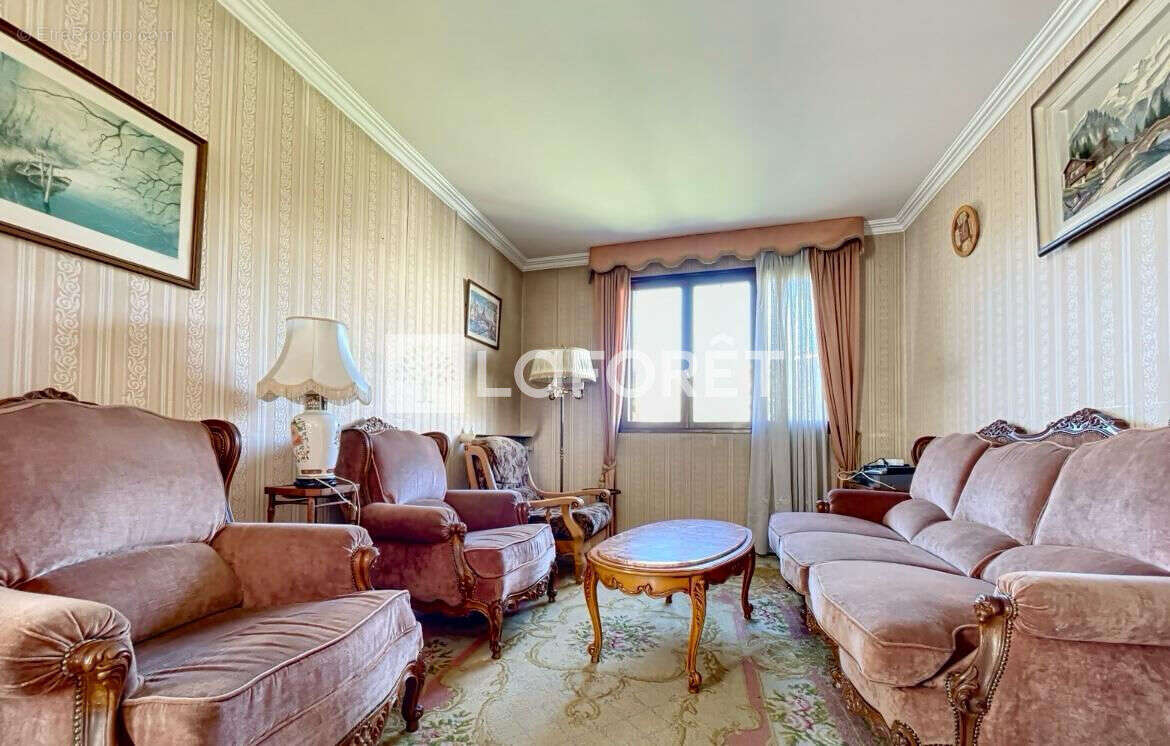 Maison à LE PLESSIS-TREVISE