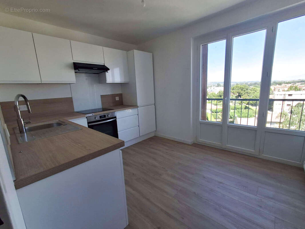 Appartement à TOURNON-SUR-RHONE