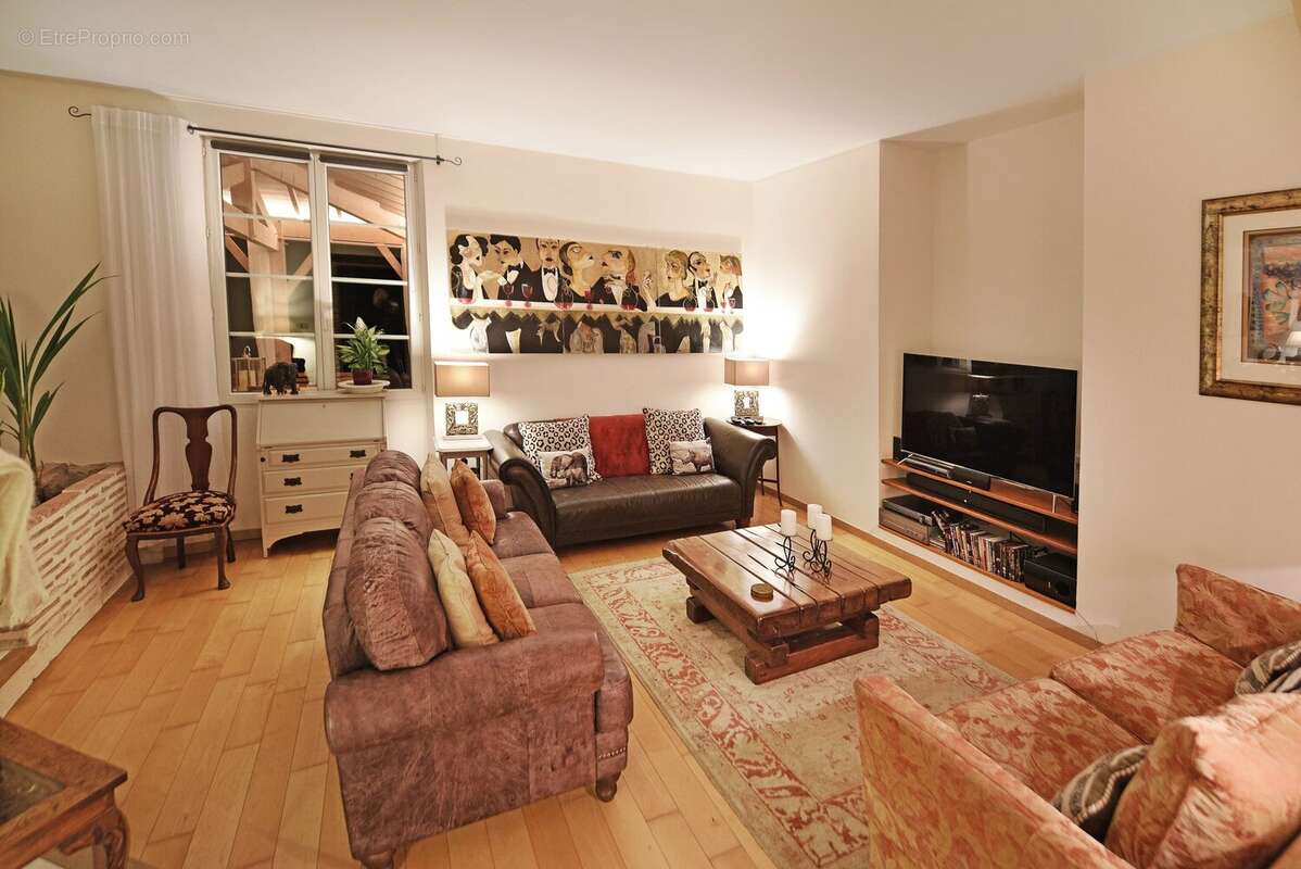 Maison à CASTELMORON-SUR-LOT