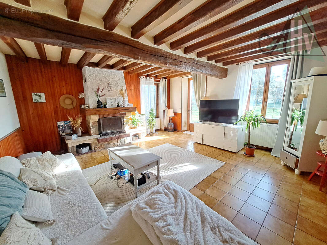Maison à VILLEBOUGIS