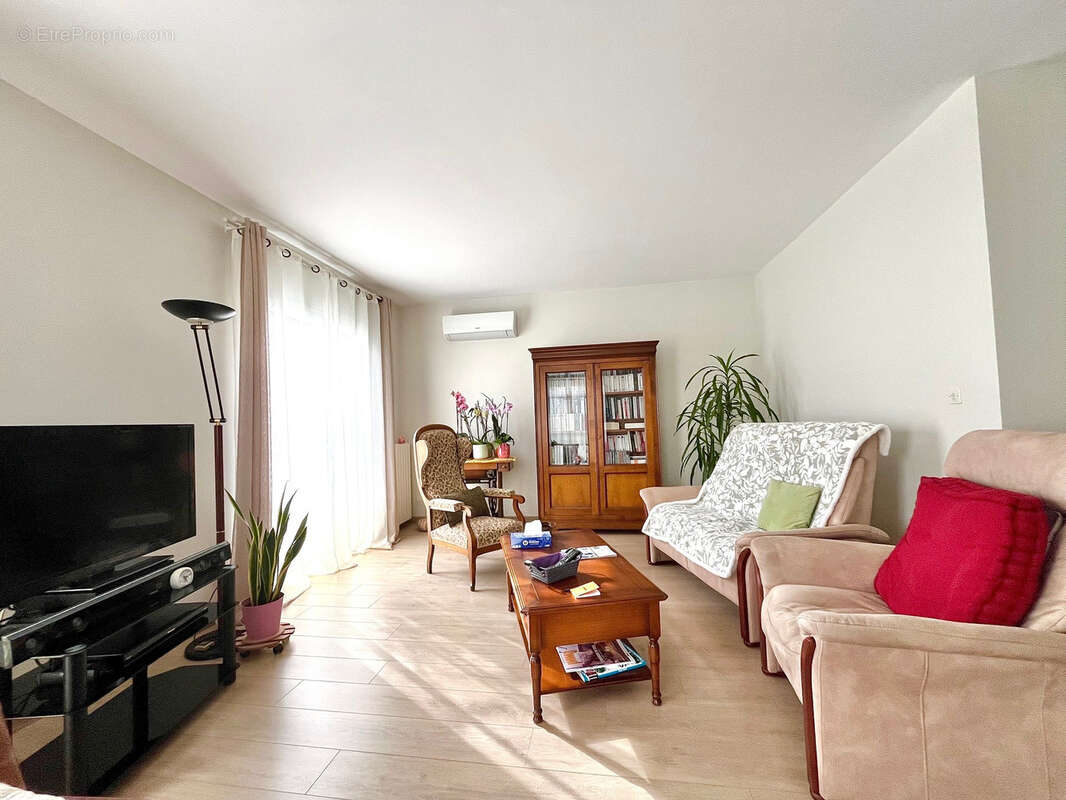 Maison à LIGNAN-DE-BORDEAUX