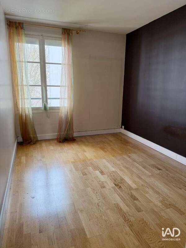 Photo 7 - Appartement à COURBEVOIE