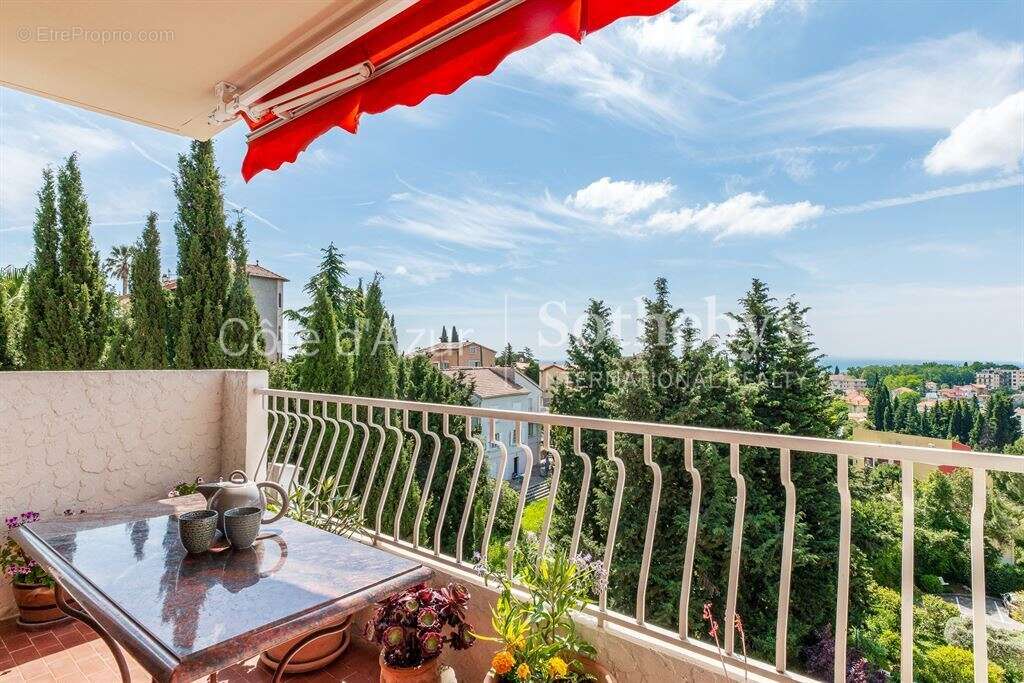 Appartement à VENCE