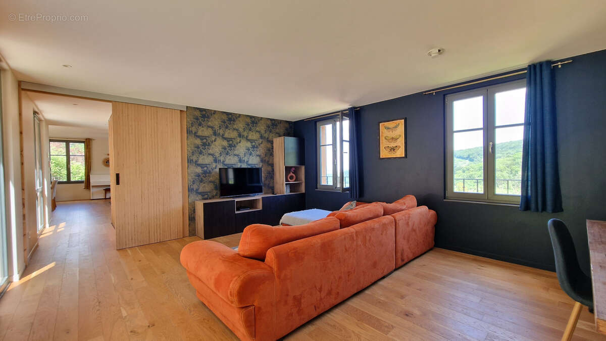 Maison à POLEYMIEUX-AU-MONT-D&#039;OR