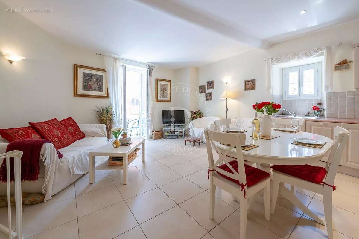 Appartement à VILLEFRANCHE-SUR-MER