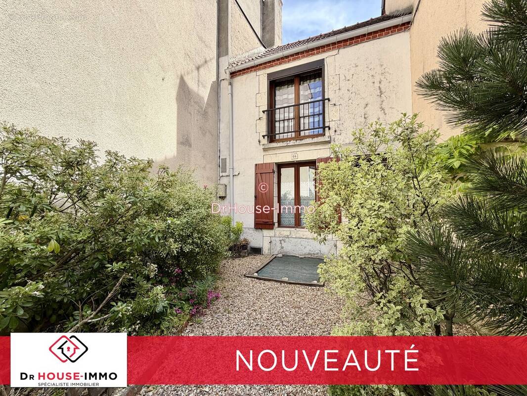 Maison à OUZOUER-SUR-TREZEE