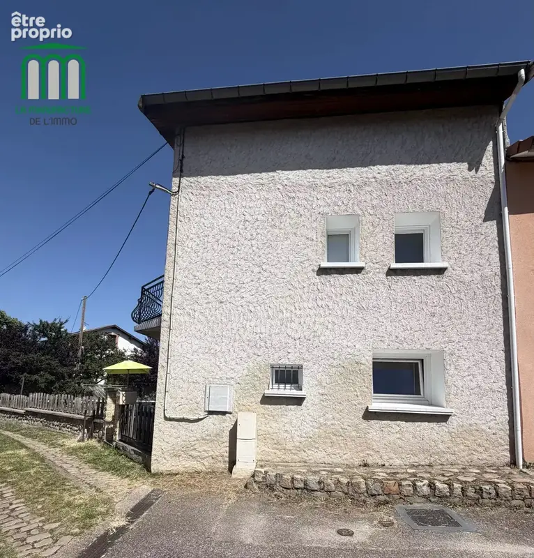Maison de ville de 82 m² avec terrasse et jardin de 126 m² / le chambon-feugerolles-secteur Gaffard. - photo 29