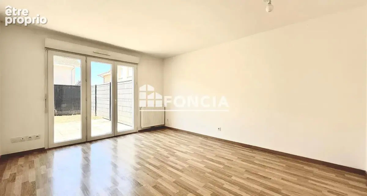 Appartement à LA VERPILLIERE