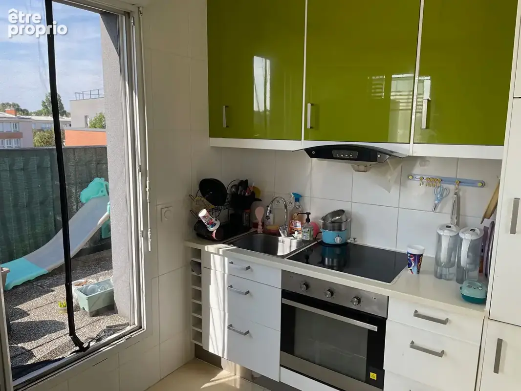 3 pièces en dernier étage avec balcons, ascenseur et parking en sous-sol. - photo 4
