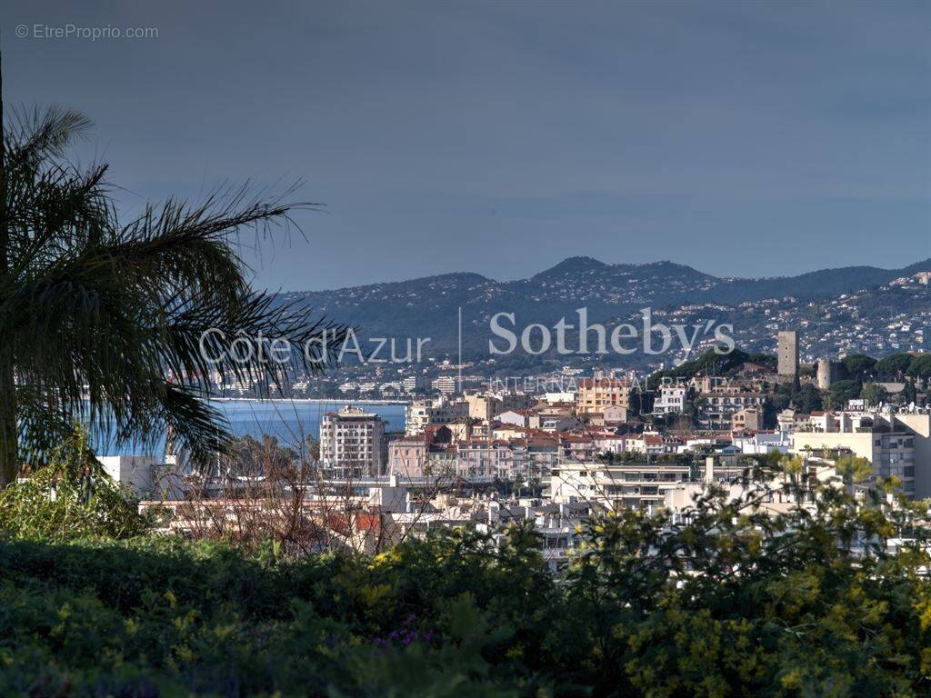Appartement à CANNES