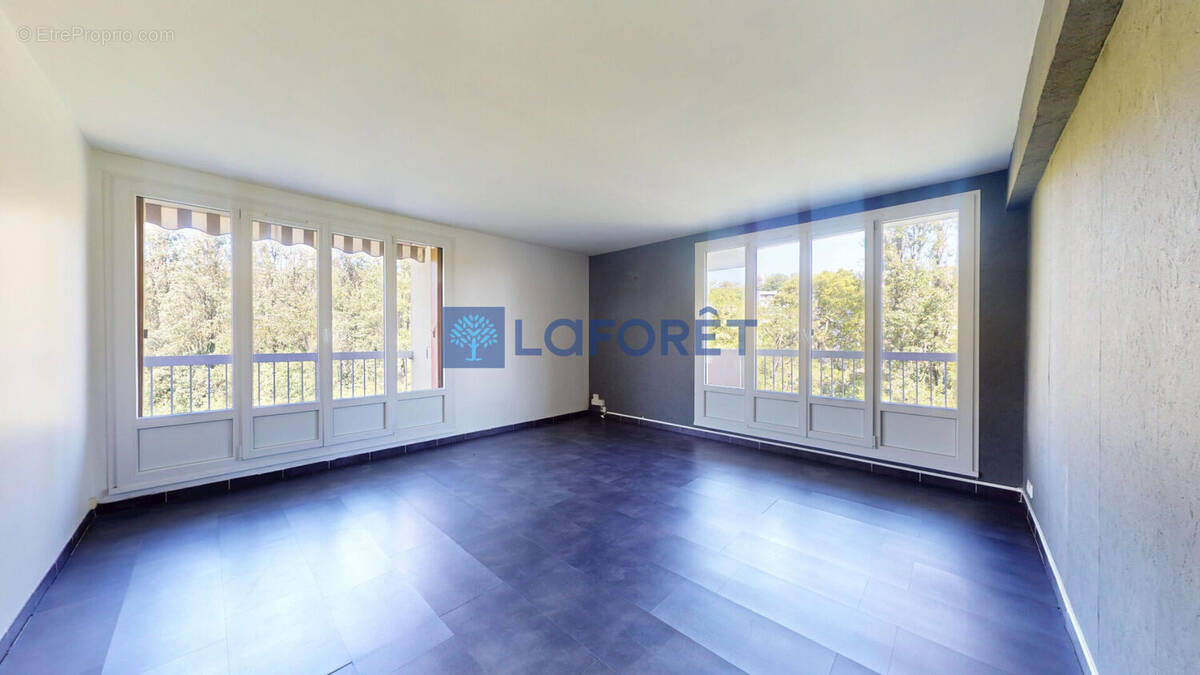 Appartement à ATHIS-MONS