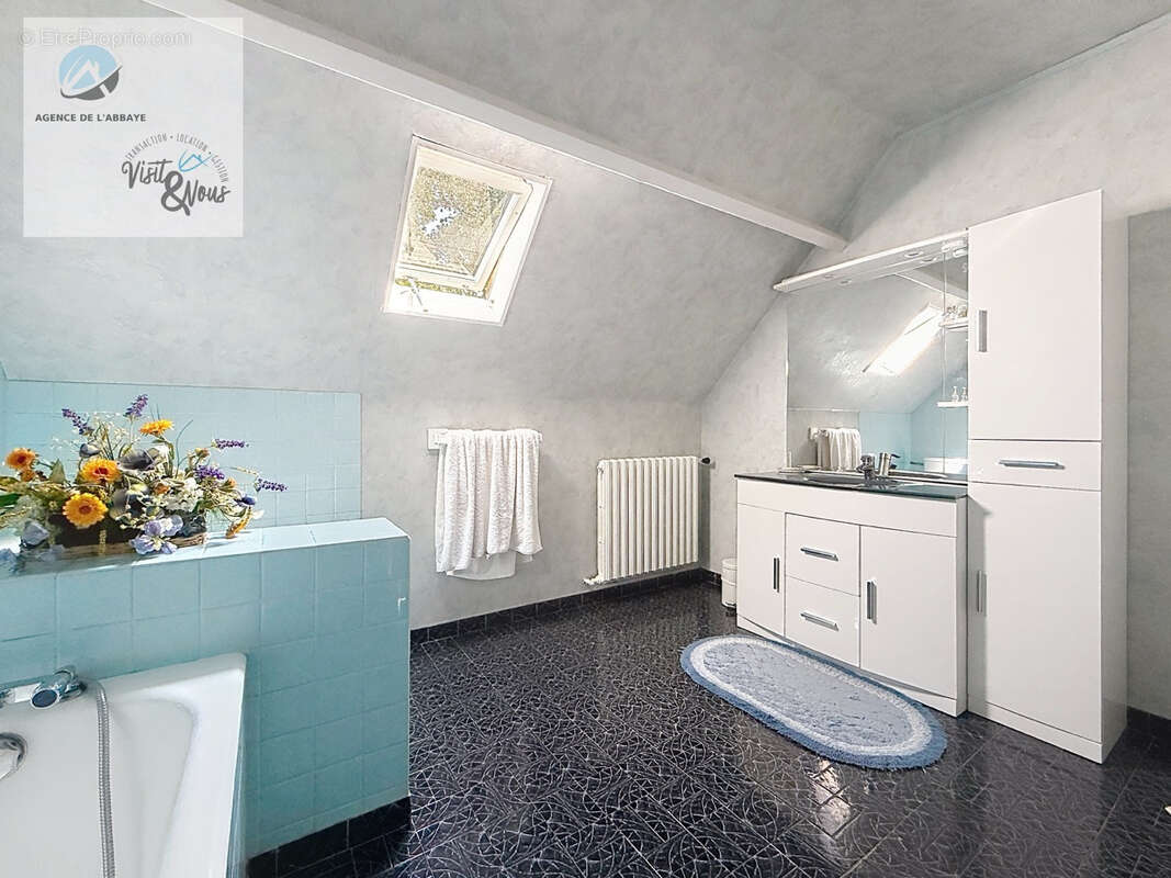 PROCHE MONTIVILLIERS Maison familiale de 200 m² - photo 15
